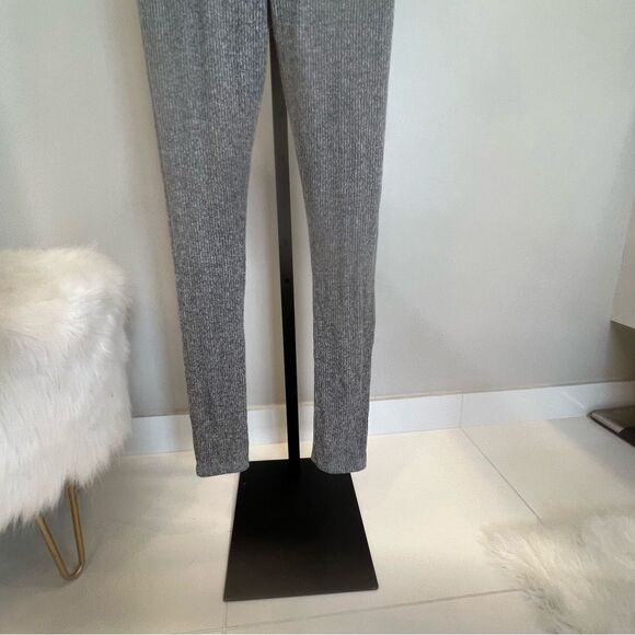 Gray V-Neck Jumpsuit - Picture 7 of 10